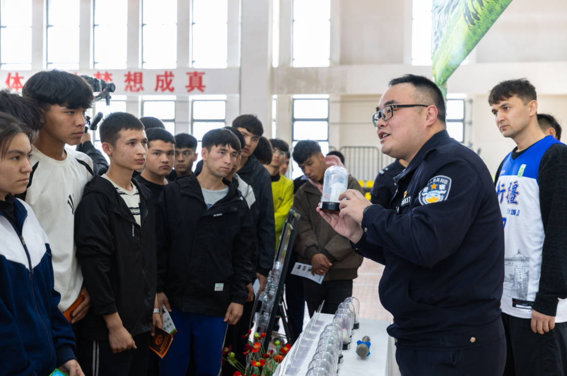 新疆葉城：禁毒宣傳進(jìn)校園 守護(hù)青春助成長(zhǎng)